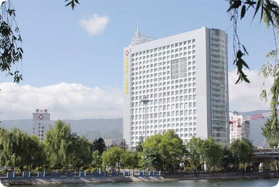 HJ208NTP时间服务器顺利完成大理州市人民医院时统工程的验收工作